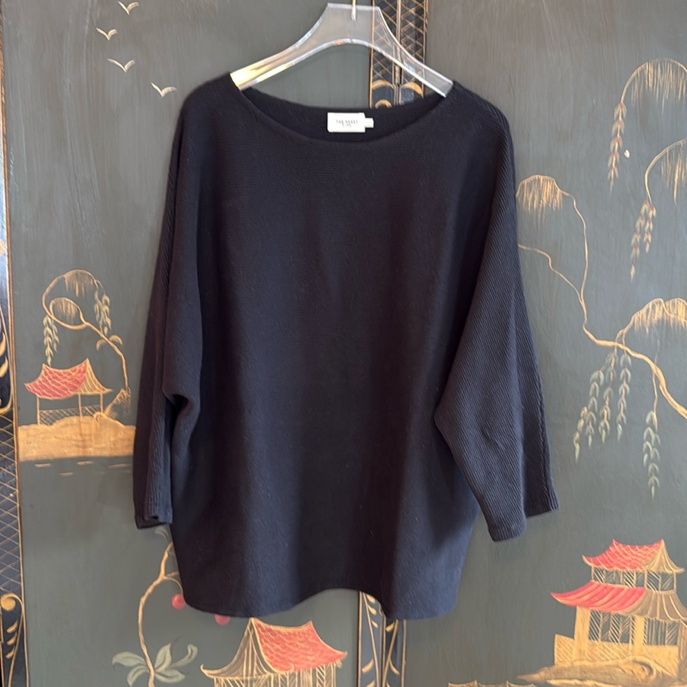 The Reset R Label women’s black cotton, batwing sweater size L/XL